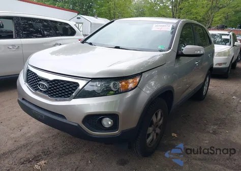 2013 Kia Sorento Lx z USA, uszkodzony, nr VIN 5XYKT3A17DG406818